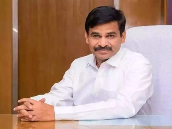 மழைநீர்‌ வடிகால்‌ பணிகள்‌ – அனைத்து மாவட்ட கலெக்‌டர்களுக்கு தலைமை செயலாளர்‌ வெ.இறையன்பு கடிதம்‌!