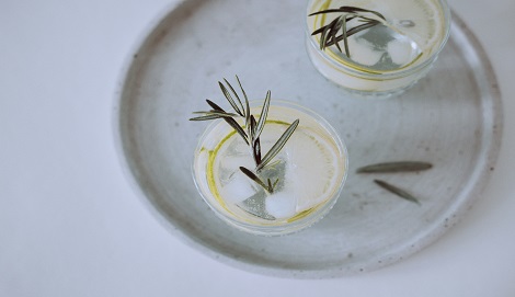 Soaking feet in rosemary water will be beneficial in these ways!!