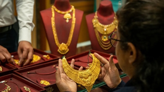 gold230626