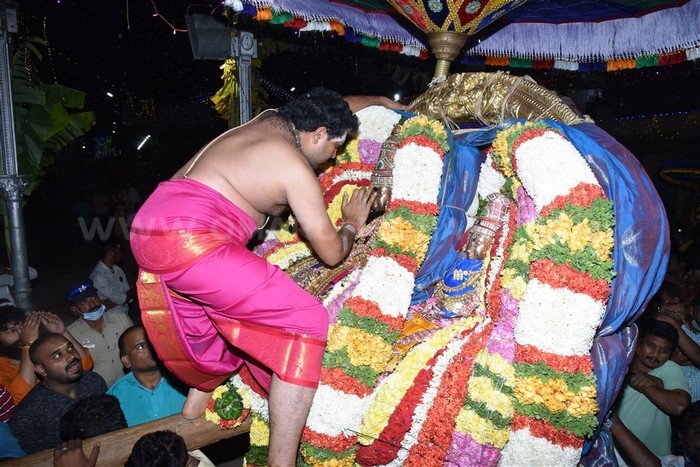 Karthigai Deepam Festival 2020 – Day 3 (Night)