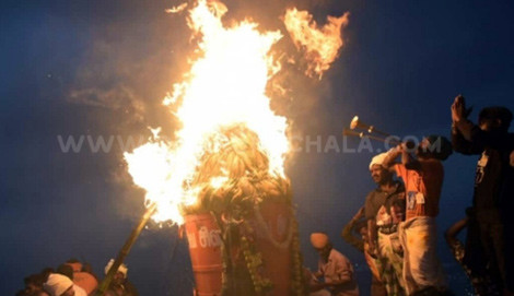 Karthigai Maha Deepam 2020 : Maha Deepam lit on the mountain peak in Tiruvannamalai Arunachaleswarar temple