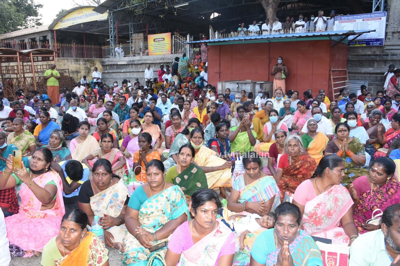 திருவண்ணாமலையில் அருணாச்சலேஸ்வரர் திருக்கோயில் பங்குனி மாத பௌர்ணமி பிரதோஷம்! திருவண்ணாமலையில் அருணாச்சலேஸ்வரர் திருக்கோயில் பங்குனி மாத பௌர்ணமி பிரதோஷம்!