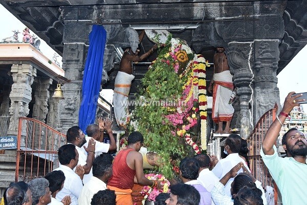 திருவண்ணாமலையில் அருணாசலேஸ்வரர் கோவில் பங்குனி மாத பிரதோஷம்! திருவண்ணாமலையில் அருணாசலேஸ்வரர் கோவில் பங்குனி மாத பிரதோஷம்!