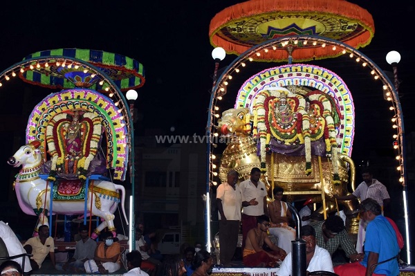 பங்குனி மாதம் சுவாமி திருக்கல்யாணத்திற்கு பின் பெரிய நாயகர் பராசக்தி அம்மன் மாட வீதி உலா!