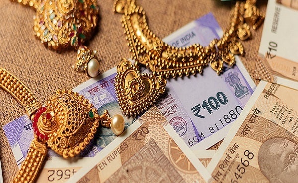 Taking a loan on pledging jewellery? Here is the data on interest rates in banks! Taking a loan on pledging jewellery? Here is the data on interest rates in banks!