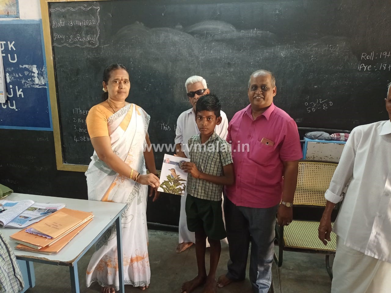 கலசபாக்கம் நூலகத்தில் உலக புத்தக தினவிழா! கலசபாக்கம் நூலகத்தில் உலக புத்தக தினவிழா!