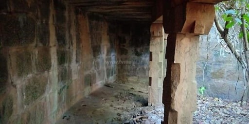 அத்திமூர் கோட்டை / பொத்தரை கோட்டை