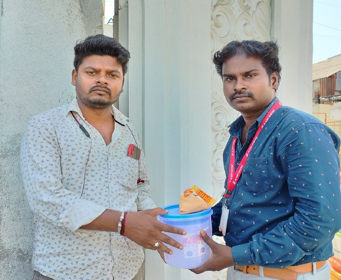 வாரந்தோறும் பரிசு மழை : ப்ளாஸ்டிக் ஜார் செட் (Plastic Jar Set) பரிசாக பெற்றவர்கள் விவரம்! வாரந்தோறும் பரிசு மழை : ப்ளாஸ்டிக் ஜார் செட் (Plastic Jar Set) பரிசாக பெற்றவர்கள் விவரம்!