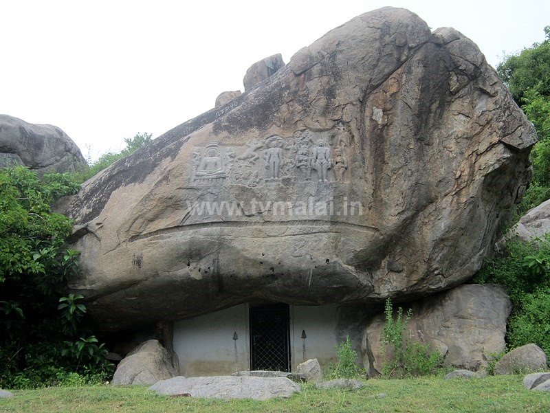 Seeyamangalam Cave Temple / சீயமங்கலம் குடைவரைக் கோயில் Seeyamangalam Cave Temple / சீயமங்கலம் குடைவரைக் கோயில்