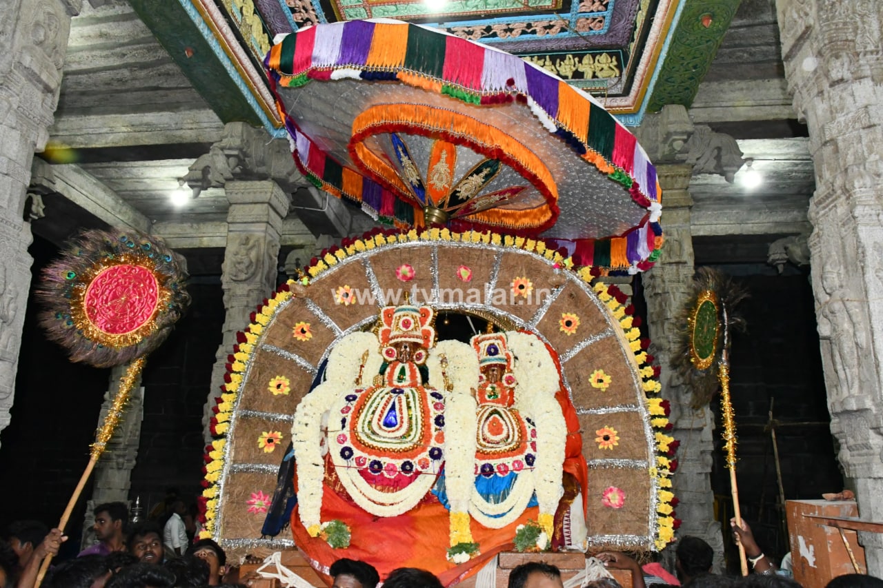 திருவண்ணாமலை அருள்மிகு அருணாசலேஸ்வரர் திருக்கோயில் சித்திரை வசந்த உற்சவம் – Day 5 திருவண்ணாமலை அருள்மிகு அருணாசலேஸ்வரர் திருக்கோயில் சித்திரை வசந்த உற்சவம் – Day 5
