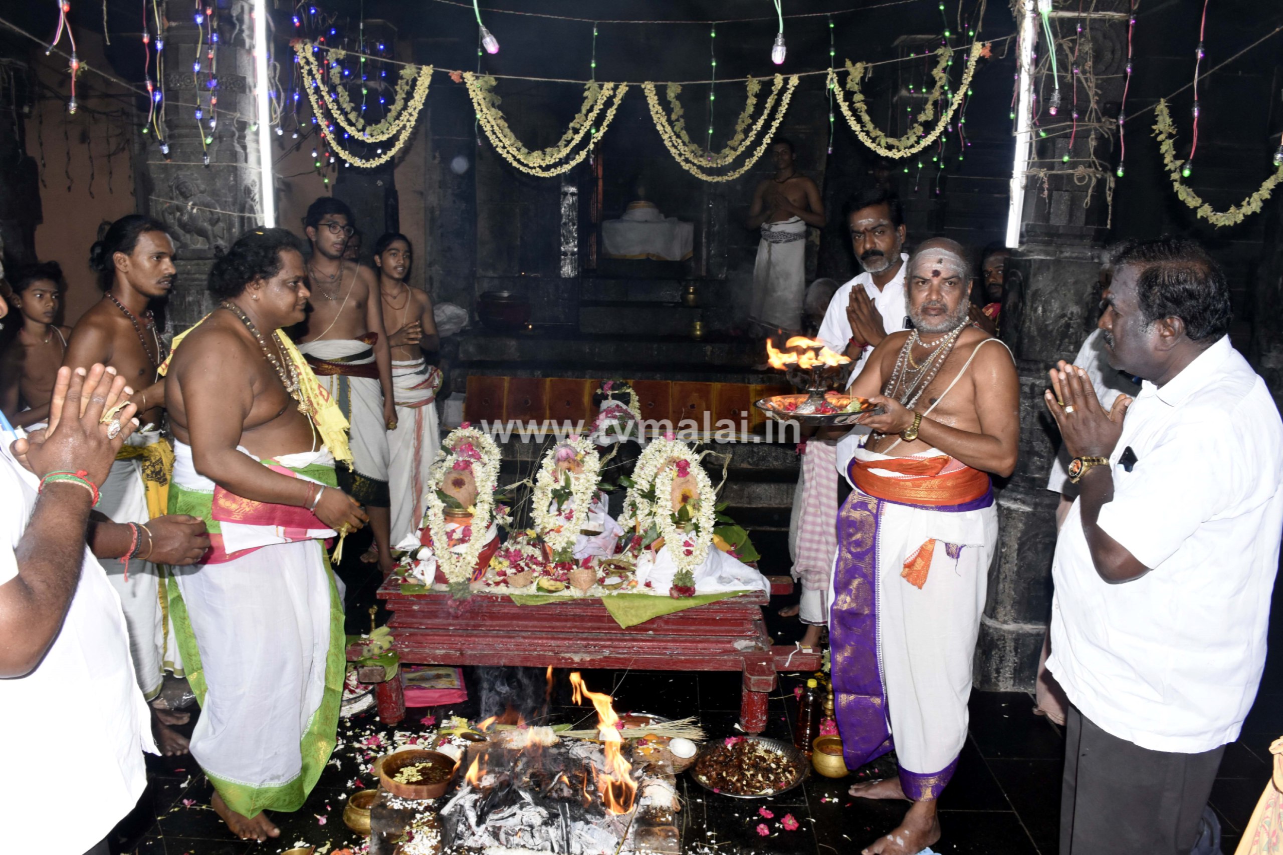 திருவண்ணாமலை அருள்மிகு அண்ணாமலையார் கோவிலில் அஷ்டதிக்கு பாலகர்களுக்கு பாலாலய பூஜை! திருவண்ணாமலை அருள்மிகு அண்ணாமலையார் கோவிலில் அஷ்டதிக்கு பாலகர்களுக்கு பாலாலய பூஜை!