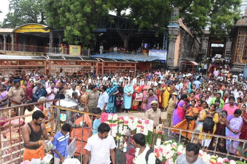 திருவண்ணாமலை அருணாச்சலேஸ்வரர் கோவிலில் ஆனி மாத பெளர்ணமி பிரதோஷம்!