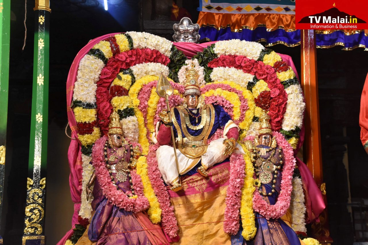 திருவண்ணாமலை கார்த்திகை தீபம் திருவிழா 2022 – மூன்றாம் நாள் இரவு! திருவண்ணாமலை கார்த்திகை தீபம் திருவிழா 2022 – மூன்றாம் நாள் இரவு!