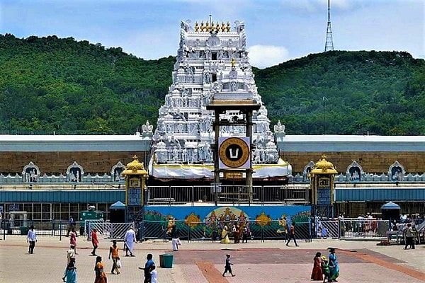நவம்பர் 8 ஆம் தேதி ஏழுமலையான் கோயில் நடை அடைப்பு! நவம்பர் 8 ஆம் தேதி ஏழுமலையான் கோயில் நடை அடைப்பு!