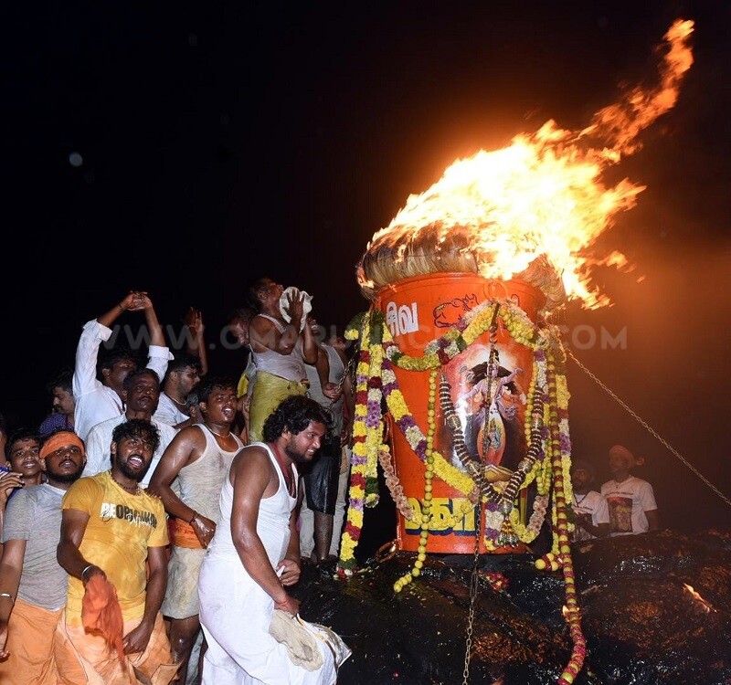 Karthigai Maha Deepam in Annamalaiyar Hill - Exclusive new images!