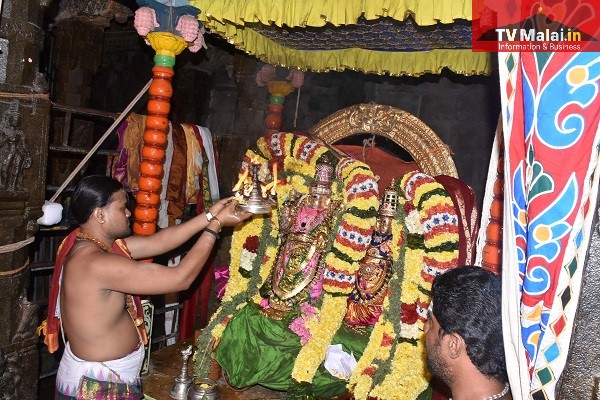 திருவண்ணாமலை கார்த்திகை தீபம் திருவிழா 2022 – எட்டாம் நாள் காலை! திருவண்ணாமலை கார்த்திகை தீபம் திருவிழா 2022 – எட்டாம் நாள் காலை!