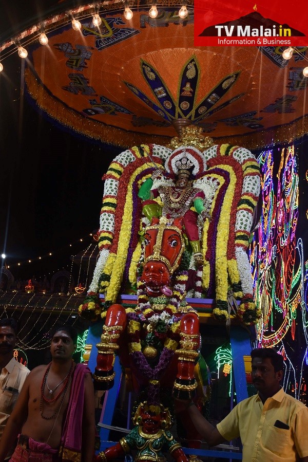 திருவண்ணாமலை கார்த்திகை தீபம் திருவிழா 2022 – எட்டாம் நாள் இரவு! திருவண்ணாமலை கார்த்திகை தீபம் திருவிழா 2022 – எட்டாம் நாள் இரவு!