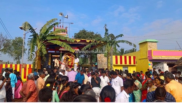திருவண்ணாமலை தென்பெண்ணை ஆற்றில் ஆற்றுத் திருவிழா!