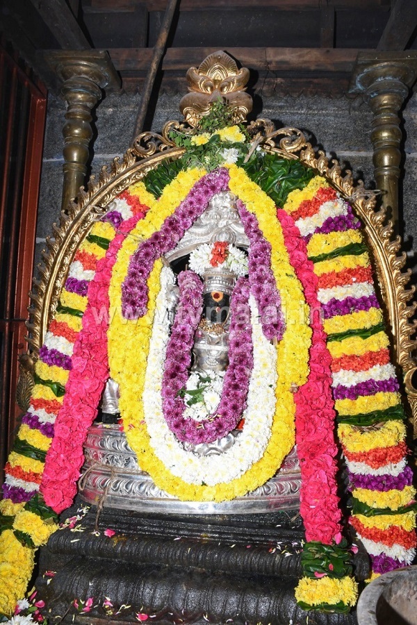 திருவண்ணாமலை அருணாசலேசுவரர் திருக்கோயிலில் வைகுந்த வாயில் திறப்பு..!! திருவண்ணாமலை அருணாசலேசுவரர் திருக்கோயிலில் வைகுந்த வாயில் திறப்பு..!!