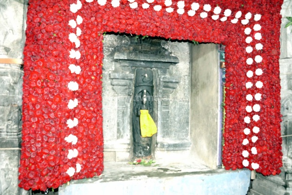 திருவண்ணாமலையில் அமைத்துள்ள அருள்மிகு அண்ணாமலையாருக்கு லட்சார்ச்சனை!