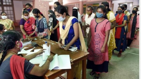 கலைஞர் கருணாநிதி அரசு கலை கல்லூரியில் சேர விரும்பும் மாணவ மாணவியர்கள் இணையவழியில் விண்ணப்பிக்கலாம்! கலைஞர் கருணாநிதி அரசு கலை கல்லூரியில் சேர விரும்பும் மாணவ மாணவியர்கள் இணையவழியில் விண்ணப்பிக்கலாம்!