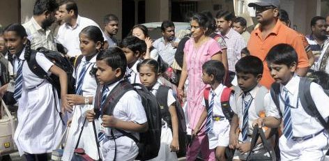 தமிழகத்தில் பள்ளிகள் திறப்பு தேதி மாற்றம்: தமிழக அரசு அறிவிப்பு! தமிழகத்தில் பள்ளிகள் திறப்பு தேதி மாற்றம்: தமிழக அரசு அறிவிப்பு!