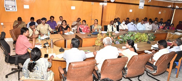 திருவண்ணாமலை மாவட்ட ஆட்சித்தலைவர் அலுவலக கூட்டரங்கில் பௌர்ணமி முன்னேற்பாடு குறித்த ஆய்வு கூட்டம்! திருவண்ணாமலை மாவட்ட ஆட்சித்தலைவர் அலுவலக கூட்டரங்கில் பௌர்ணமி முன்னேற்பாடு குறித்த ஆய்வு கூட்டம்!