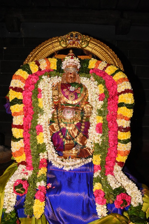 திருவண்ணாமலை அருள்மிகு அண்ணாமலையார் திருக்கோவிலில் நவராத்திரி முதல் நாள்! திருவண்ணாமலை அருள்மிகு அண்ணாமலையார் திருக்கோவிலில் நவராத்திரி முதல் நாள்!