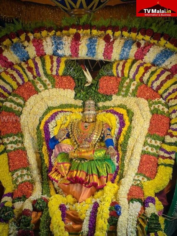 திருவண்ணாமலை அருள்மிகு அண்ணாமலையார் திருக்கோயிலில் தீபத் திருவிழாவை முன்னிட்டு ஸ்ரீ துர்க்கை அம்மன் திருவீதி உலா! திருவண்ணாமலை அருள்மிகு அண்ணாமலையார் திருக்கோயிலில் தீபத் திருவிழாவை முன்னிட்டு ஸ்ரீ துர்க்கை அம்மன் திருவீதி உலா!