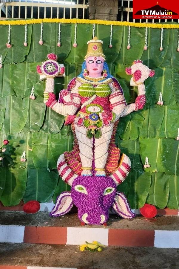 திருவண்ணாமலை அருள்மிகு அண்ணாமலையார் திருக்கோயிலில் தீபத் திருவிழாவை முன்னிட்டு ஸ்ரீ துர்க்கை அம்மன் திருவீதி உலா! திருவண்ணாமலை அருள்மிகு அண்ணாமலையார் திருக்கோயிலில் தீபத் திருவிழாவை முன்னிட்டு ஸ்ரீ துர்க்கை அம்மன் திருவீதி உலா!