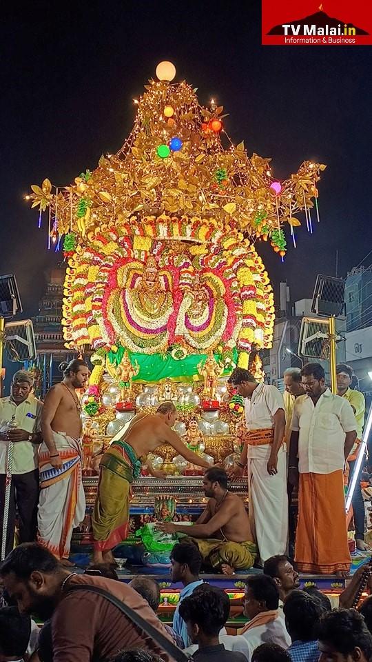 திருவண்ணாமலை கார்த்திகை தீபத் திருவிழா 2023 – நான்காம் நாள் இரவு! திருவண்ணாமலை கார்த்திகை தீபத் திருவிழா 2023 – நான்காம் நாள் இரவு!