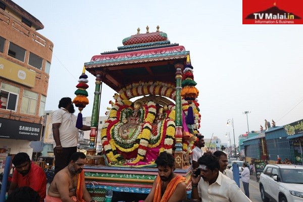 அண்ணாமலையார் திருக்கோயிலில் நேற்று (12.01.2024 ) உத்திராயண காலம் பிரம்மோற்சவம் 7 – ஆம் நாள் காலை!