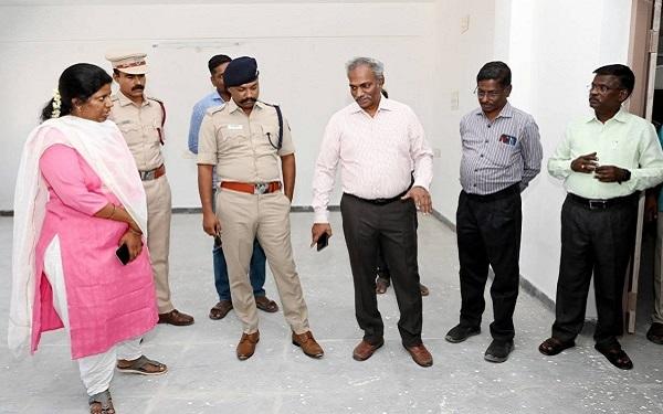திருவண்ணாமலையில் பாராளுமன்ற தேர்தல் தொடர்பான பொருட்கள் வைக்கும் இடங்களை மாவட்ட ஆட்சியர் நேரில் ஆய்வு!