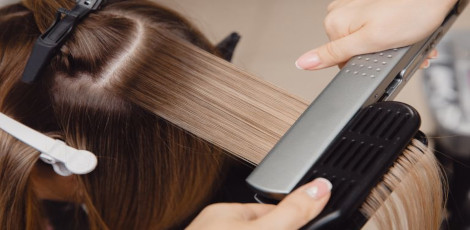 Be aware!! Hair straightening procedures might lead to kidney damage in women!!