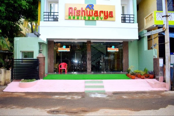Hotel Rooms in Tiruvannamalai Under 5000