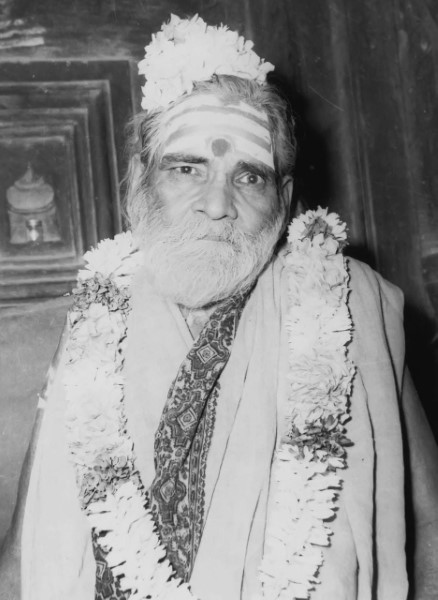 YouTuber’s Inspiring Visit to Poondi Mahan: Watch the Highlights! YouTuber’s Inspiring Visit to Poondi Mahan: Watch the Highlights!