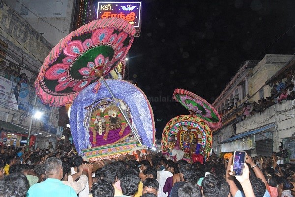 திருவண்ணாமலை அண்ணாமலையார் திருக்கோயிலில் நேற்று (15.01.2025 ) திருவூடல் உற்சவம்! திருவண்ணாமலை அண்ணாமலையார் திருக்கோயிலில் நேற்று (15.01.2025 ) திருவூடல் உற்சவம்!