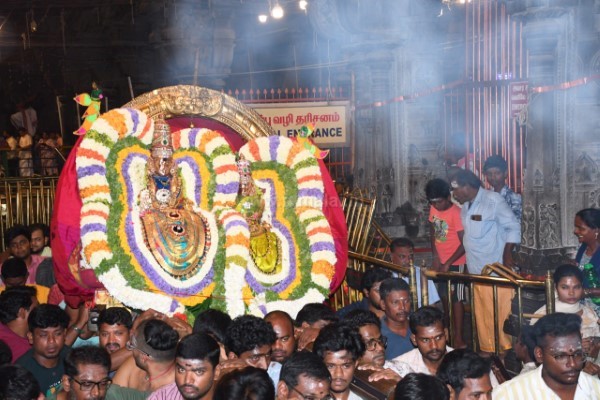 திருவண்ணாமலை அருள்மிகு அருணாசலேஸ்வரர் திருக்கோயில் சித்திரை வசந்த உற்சவம் – Day 8 திருவண்ணாமலை அருள்மிகு அருணாசலேஸ்வரர் திருக்கோயில் சித்திரை வசந்த உற்சவம் – Day 8