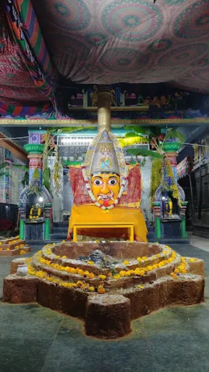 Idukku Pillaiyar Temple / இடுக்கு பிள்ளையார் கோயில் Idukku Pillaiyar Temple / இடுக்கு பிள்ளையார் கோயில்