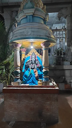 Idukku Pillaiyar Temple / இடுக்கு பிள்ளையார் கோயில் Idukku Pillaiyar Temple / இடுக்கு பிள்ளையார் கோயில்