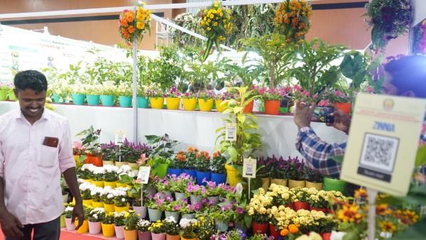 சென்னை டிரேட் சென்டரில் நடைபெற்ற வேளாண் வணிகத் திருவிழா 2025 – 1.57 லட்சம் பேர் பங்கேற்பு! சென்னை டிரேட் சென்டரில் நடைபெற்ற வேளாண் வணிகத் திருவிழா 2025 – 1.57 லட்சம் பேர் பங்கேற்பு!