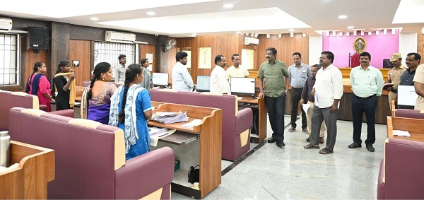 வாக்காளர் பட்டியல் திருத்த முன்னேற்றம் -  திருவண்ணாமலை ஆட்சித்தலைவர் ஆய்வு!