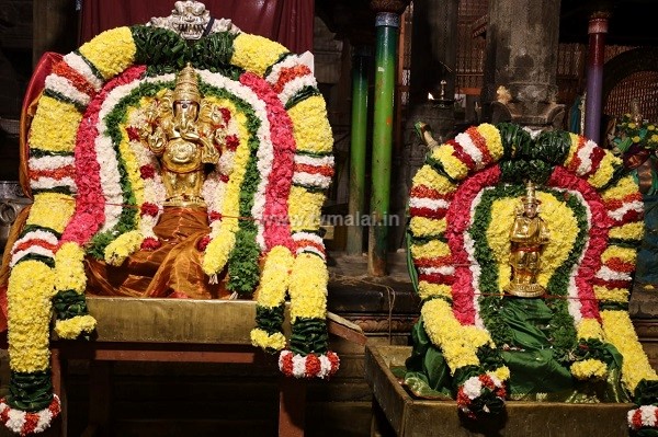 விநாயகர் மற்றும் சண்டிகேஸ்வரருக்கு சிறப்பு அபிஷேகம்!