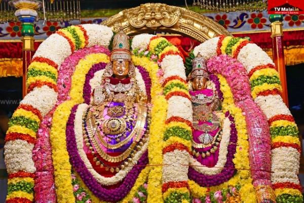 திருவண்ணாமலை அருள்மிகு அண்ணாமலையார் திருக்கோயிலில் கார்த்திகை தீபத் திருவிழா 2025 – இரண்டாம் நாள் இரவு!