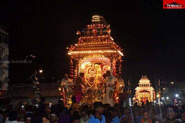 திருவண்ணாமலை அருள்மிகு அண்ணாமலையார் திருக்கோயிலில் கார்த்திகை தீபத் திருவிழா 2025 – இரண்டாம் நாள் இரவு!