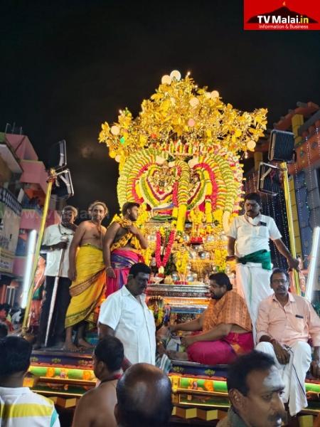 திருவண்ணாமலை கார்த்திகை தீபத் திருவிழா 2025 – நான்காம் நாள் இரவு! திருவண்ணாமலை கார்த்திகை தீபத் திருவிழா 2025 – நான்காம் நாள் இரவு!