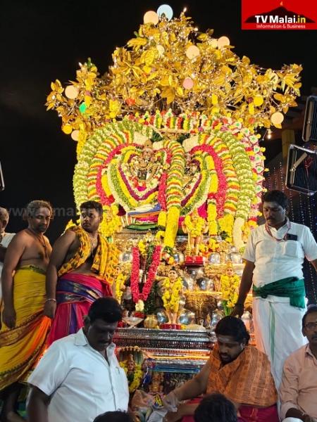 திருவண்ணாமலை கார்த்திகை தீபத் திருவிழா 2025 – நான்காம் நாள் இரவு! திருவண்ணாமலை கார்த்திகை தீபத் திருவிழா 2025 – நான்காம் நாள் இரவு!