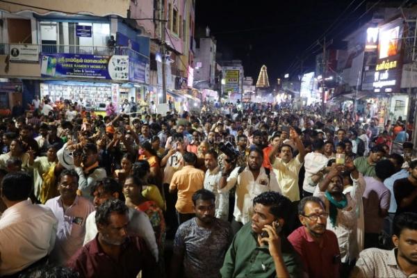 திருவண்ணாமலை தீபத் திருவிழாவை முன்னிட்டு ஸ்ரீ துர்க்கை அம்மன் திருவீதி உலா!