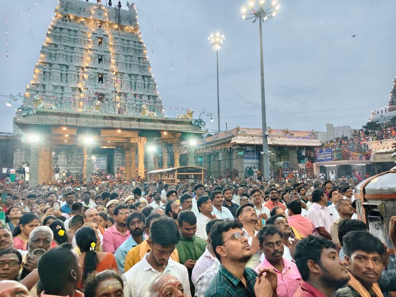 அருள்மிகு அருணாசலேஸ்வரர் கோயிலில் திருக்கார்த்திகை தீபத்திருவிழா: கொடியேற்றத்துடன் இன்று தொடக்கம்!