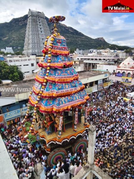 திருவண்ணாமலை கார்த்திகை தீபத் திருவிழா 2025 ஏழாம் நாள் பஞ்ச மூர்த்திகள் மகா தேரோட்டம்!